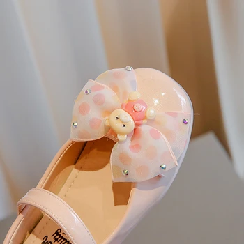 Cipele za djevojčice, obojena je lagan, mali koža, Proljeće-jesen, Nove нескользящие sandale Princeza s cvijećem na mekim cipelama, Modnim tanke sandale