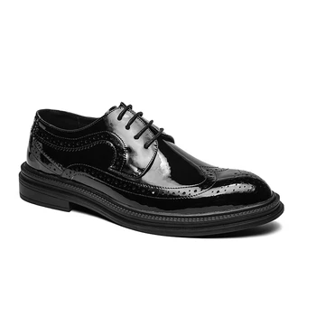 Gospodo modeliranje cipele Za službene stranke, svijetlo crna, s rupom tipa 