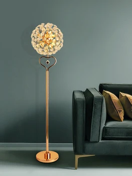 Jednostavan moderna svjetiljka Luksuzna Kristalna dnevni boravak Star podna lampa Individualnost Skandinavski Maslačak Svjetlo za spavaće sobe